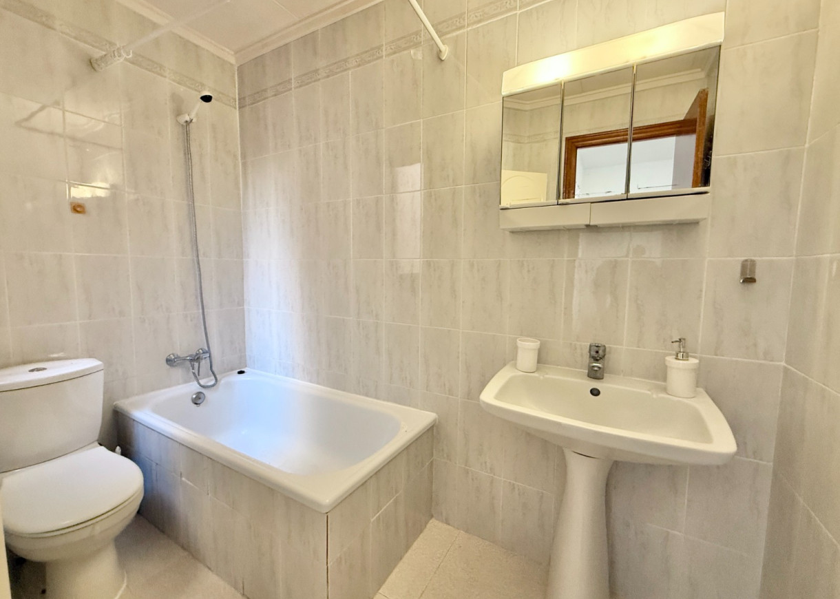 Resale - Apartment - Torrevieja - Torreblanca