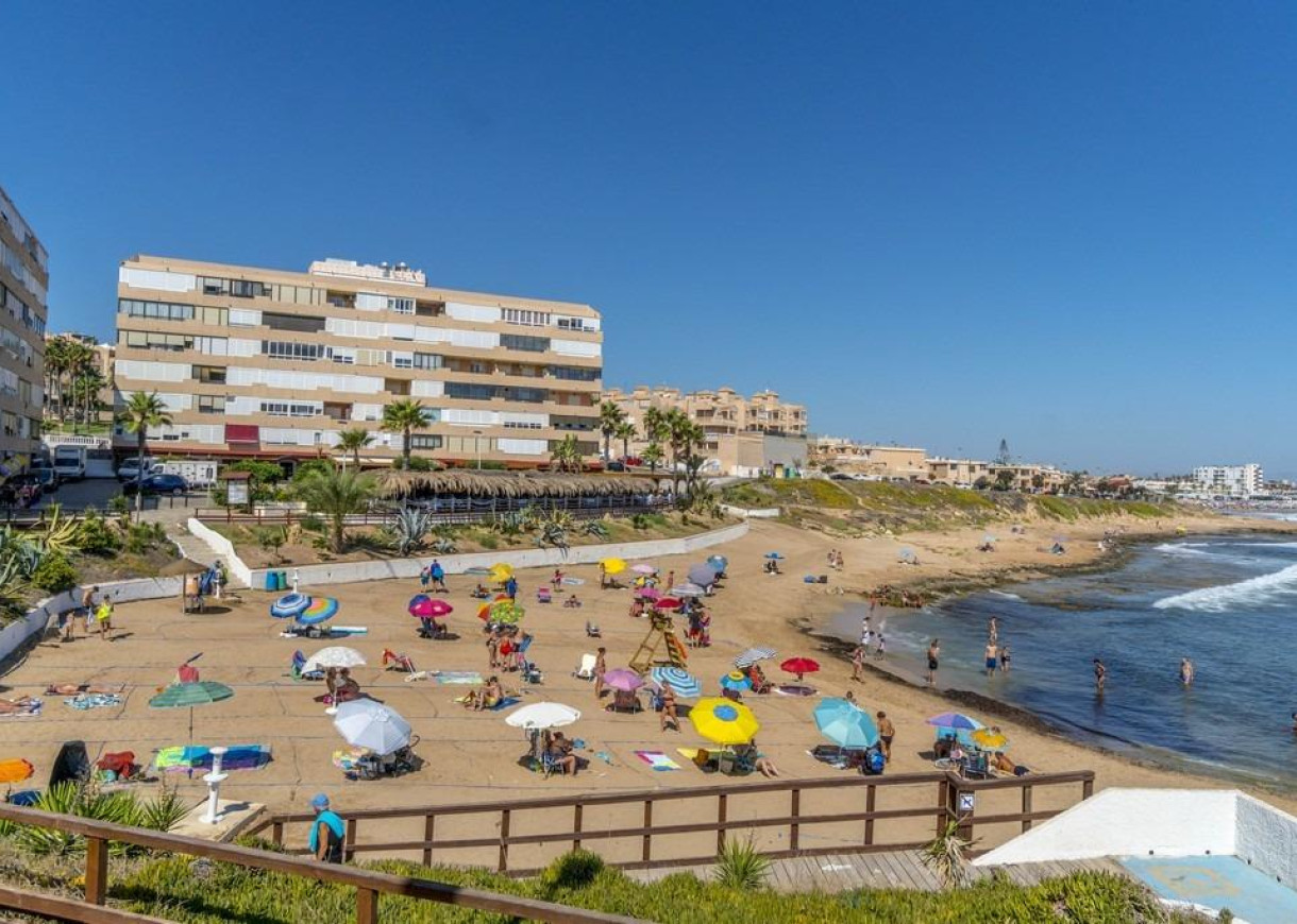 Resale - Apartment - Torrevieja - Cabo cervera