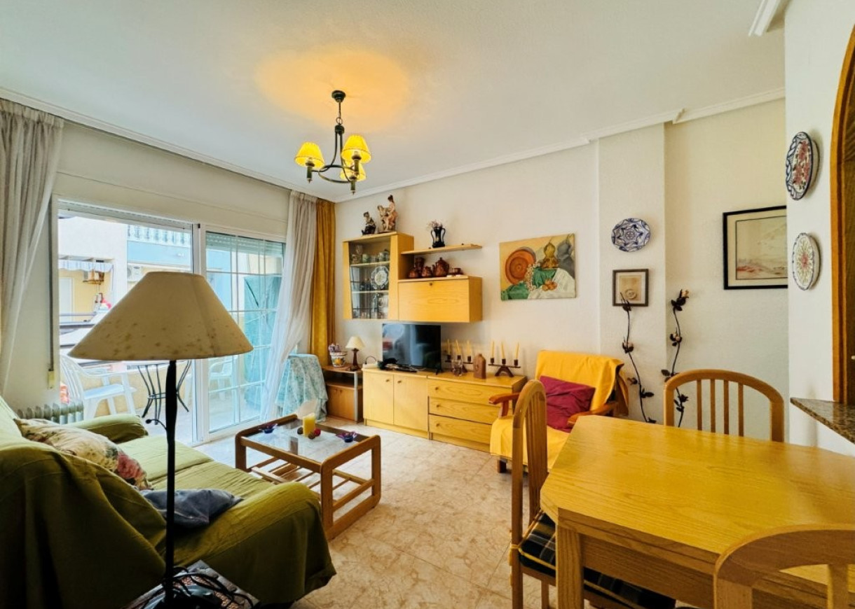 Resale - Apartment - La Mata - Torrevista Playa