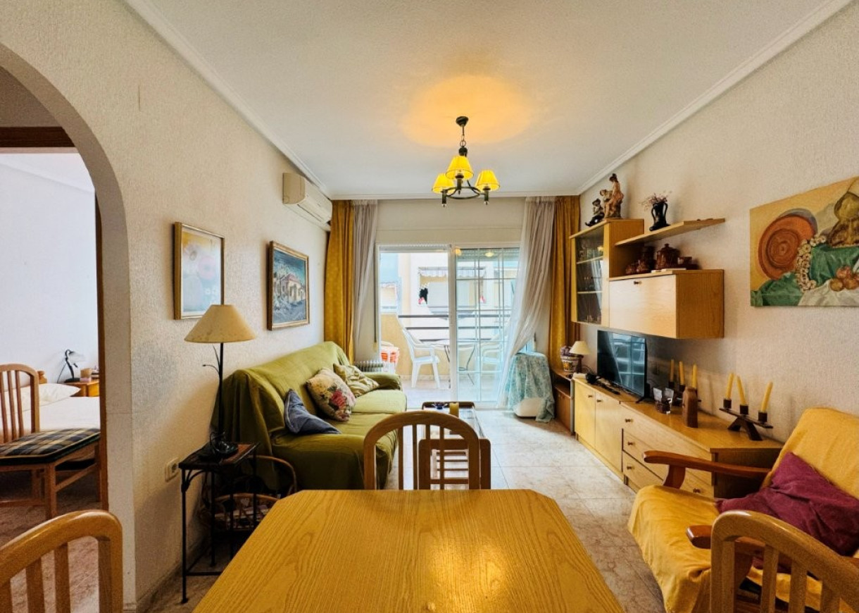 Resale - Apartment - La Mata - Torrevista Playa