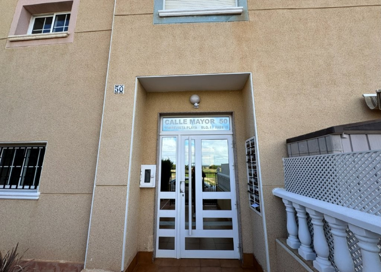 Resale - Apartment - La Mata - Torrevista Playa