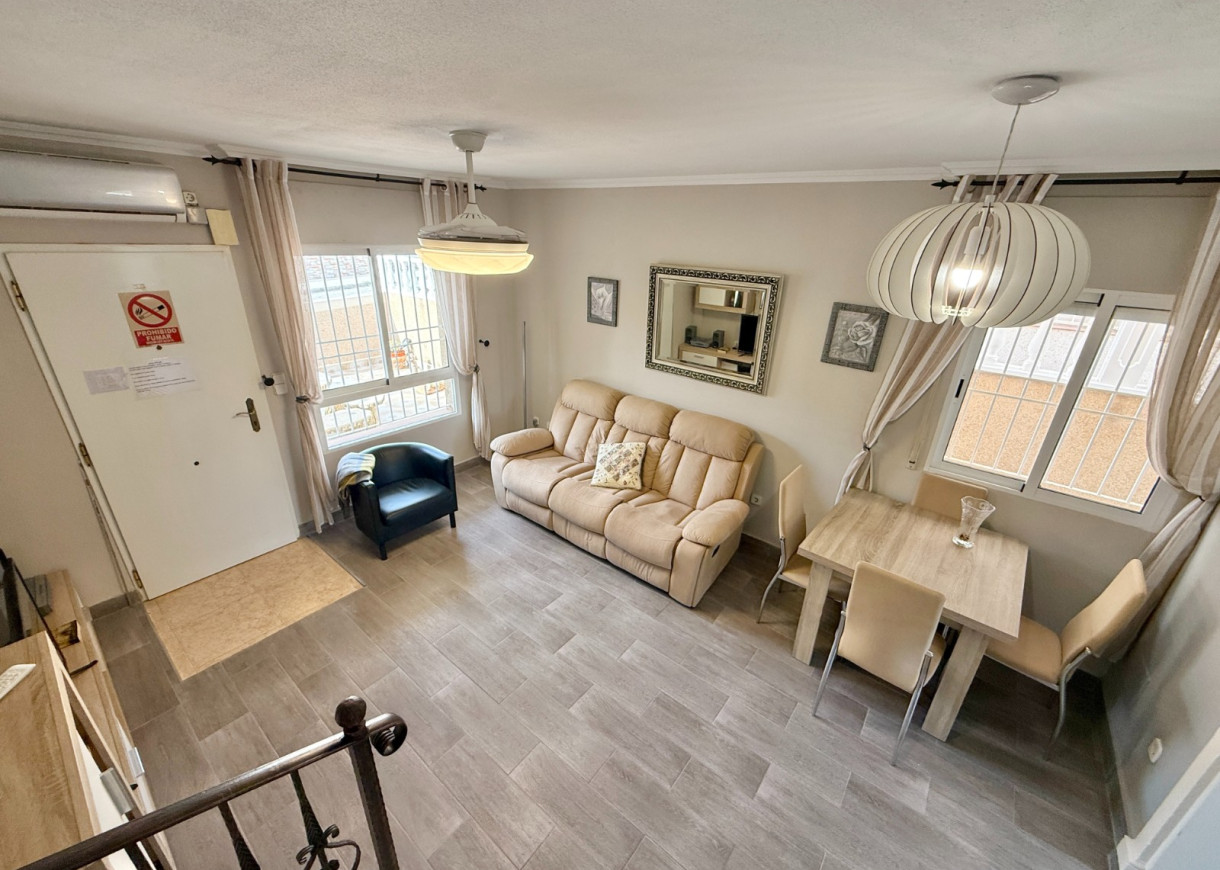 Resale - Duplex - Torrevieja - Aguas Nuevas