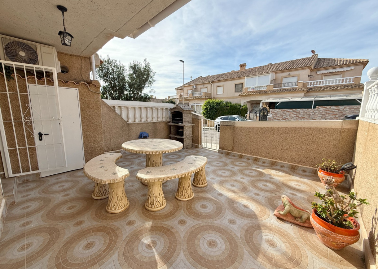 Resale - Duplex - Torrevieja - Aguas Nuevas
