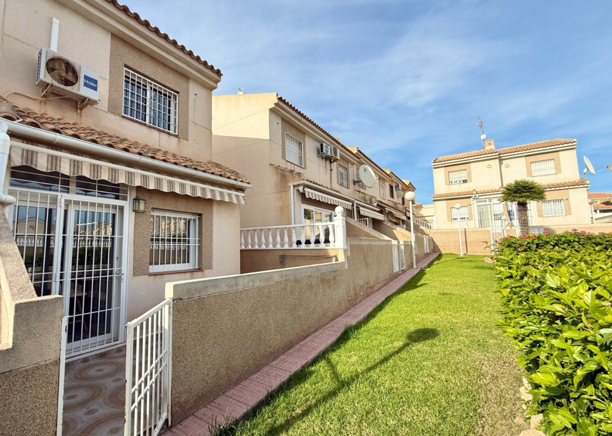 Resale - Duplex - Torrevieja - Aguas Nuevas