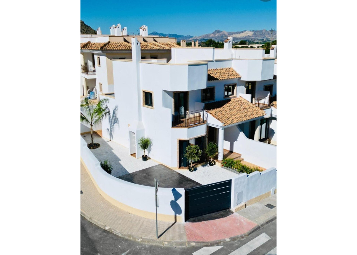 Nueva construcción  - Bungalow - Cox - San Fernando