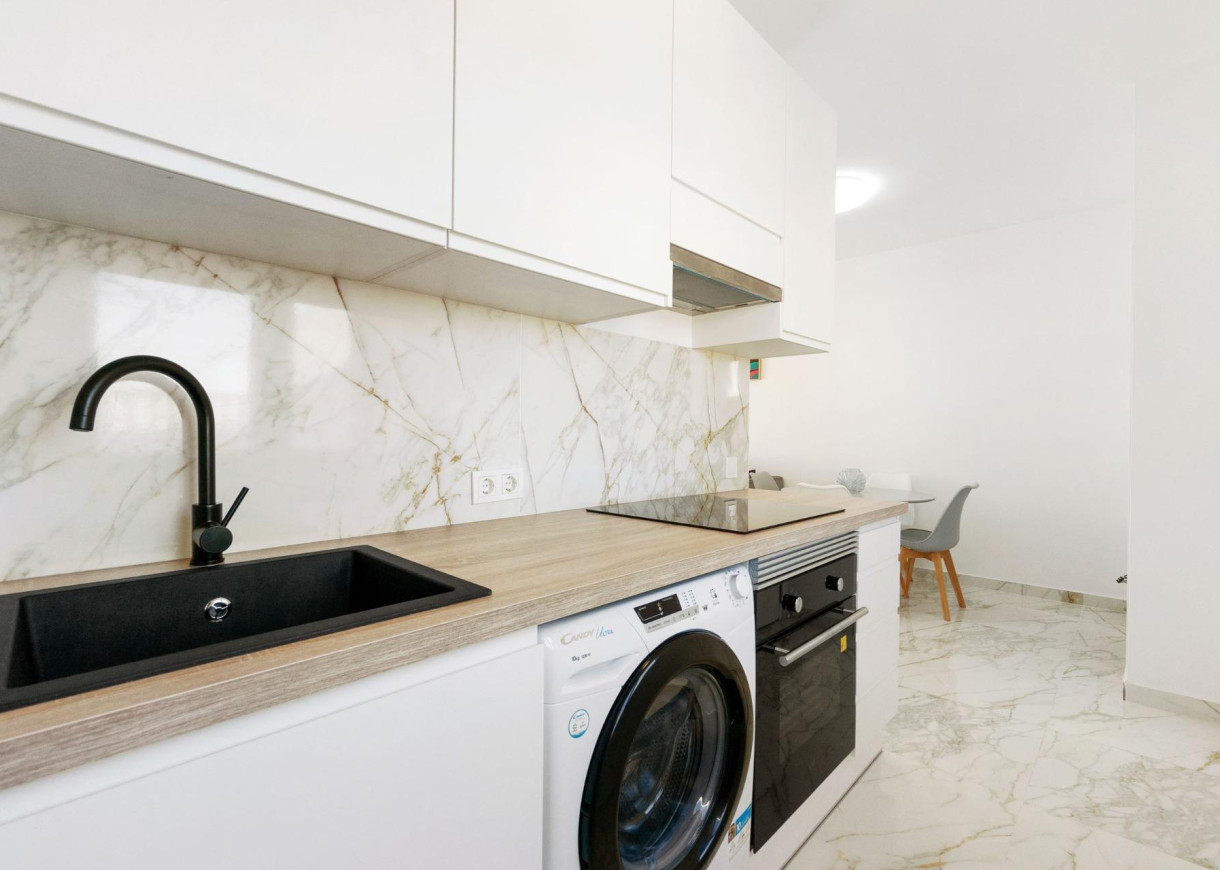 Resale - Villa - Torrevieja - El chaparral