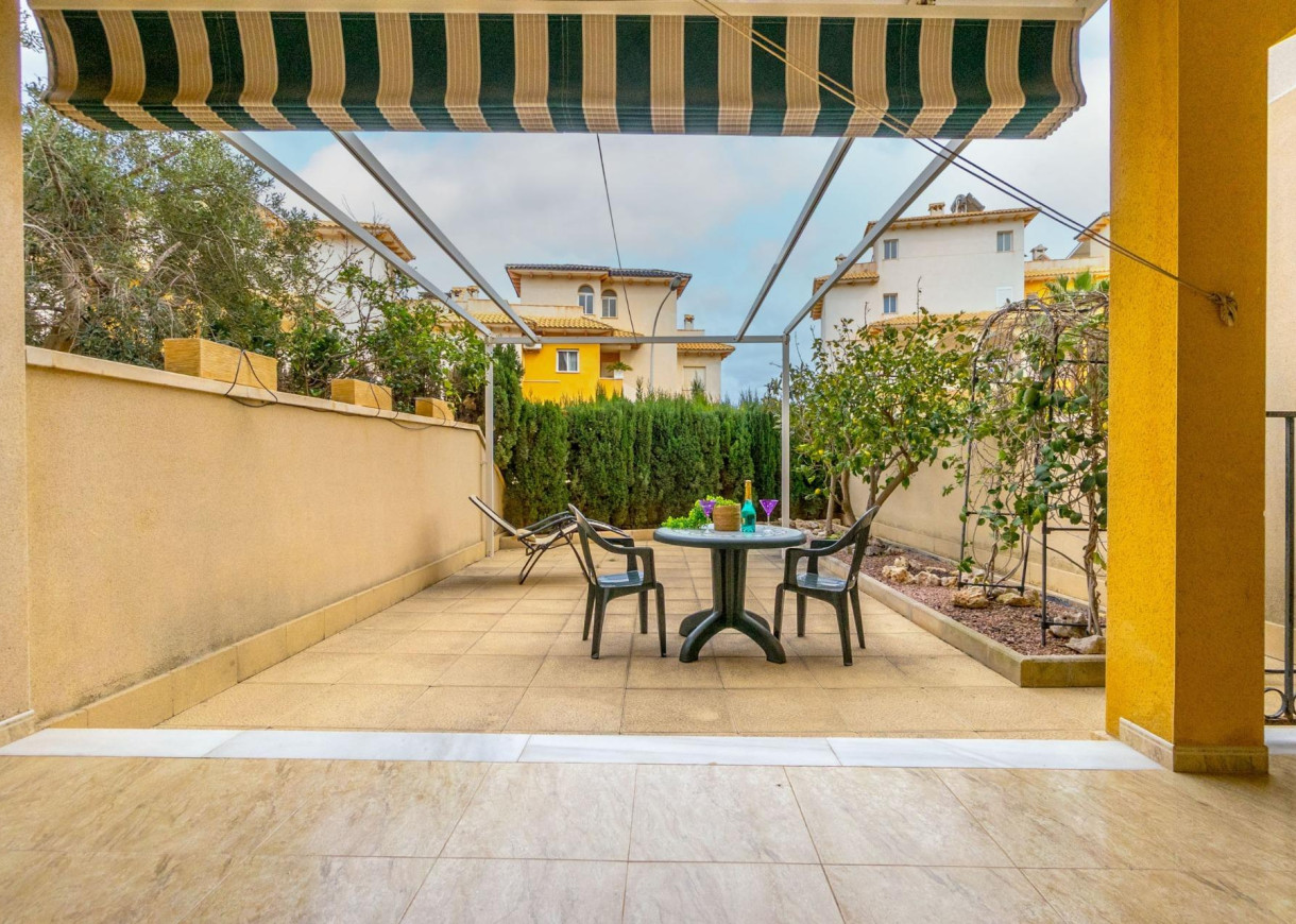 Resale - Apartment - Orihuela Costa - Altos de Campoamor