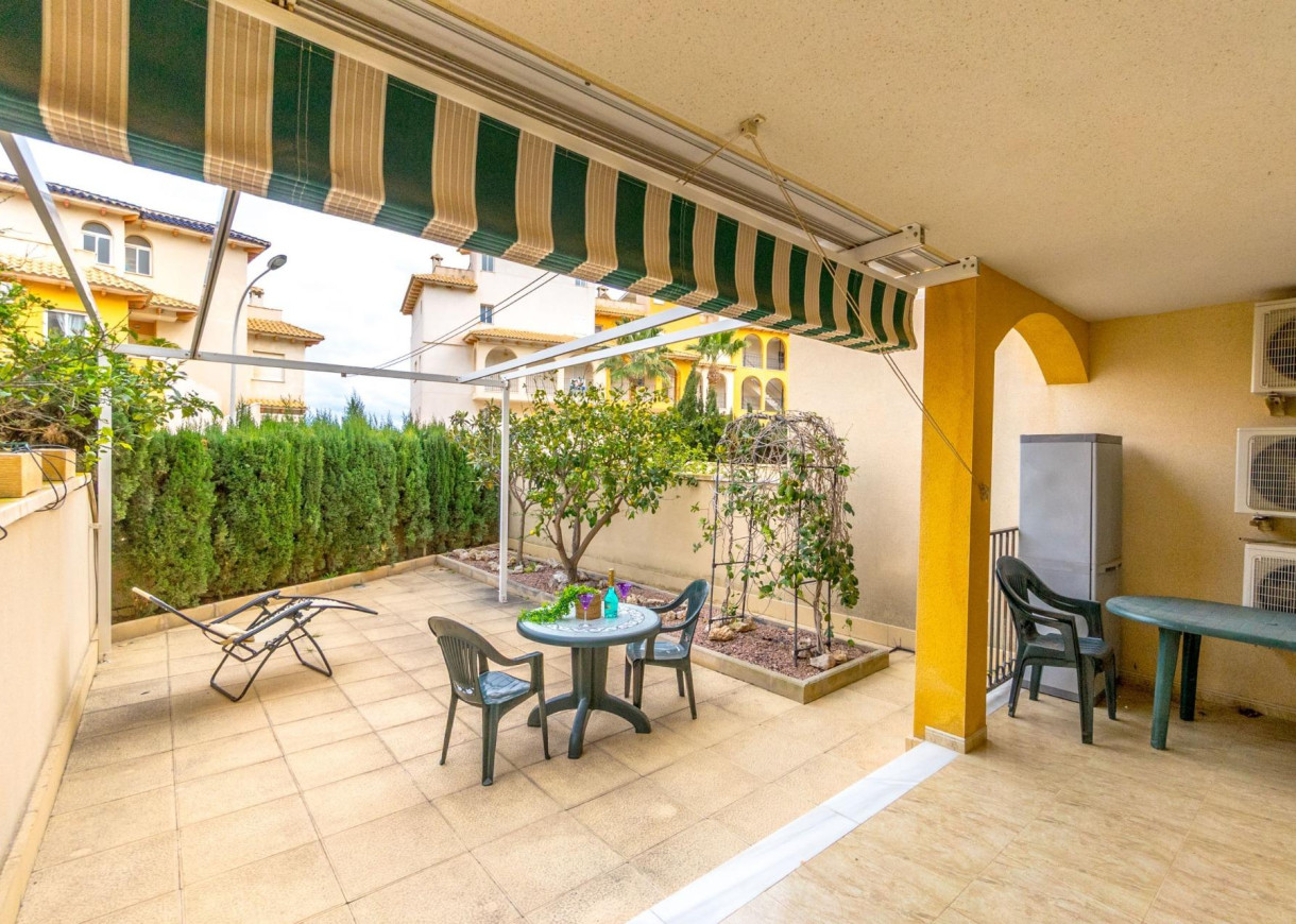 Resale - Apartment - Orihuela Costa - Altos de Campoamor