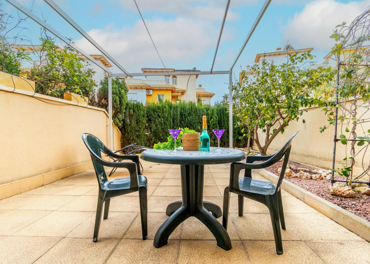 Resale - Apartment - Orihuela Costa - Altos de Campoamor