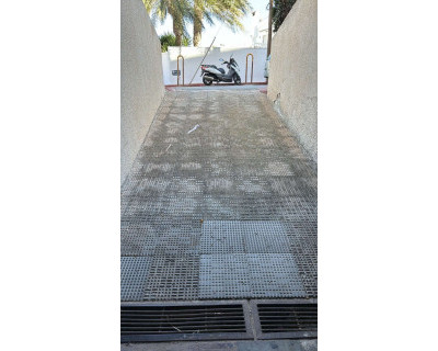Resale - Garage - Torrevieja - Torreblanca