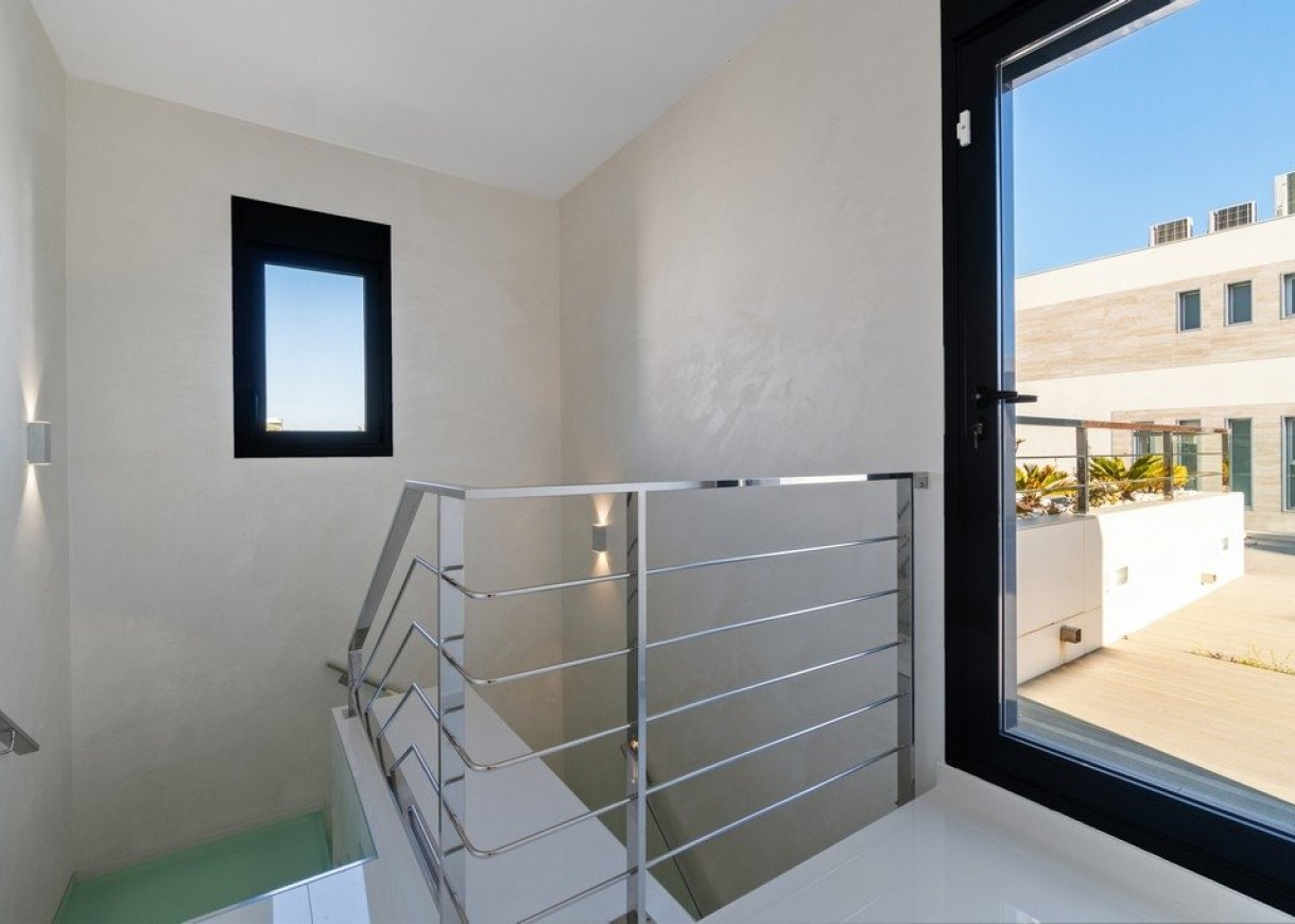 Resale - Villa - Orihuela Costa - Agua Marina