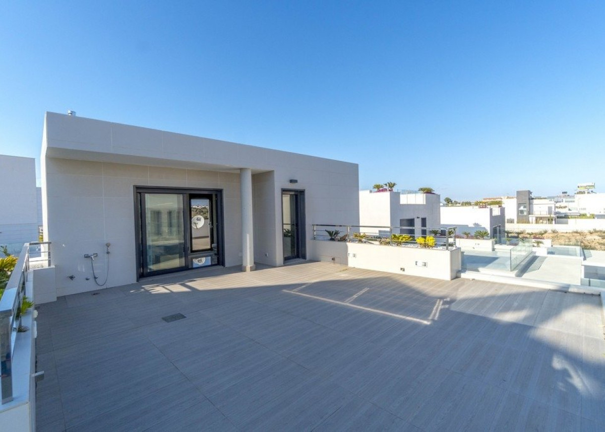 Resale - Villa - Orihuela Costa - Agua Marina