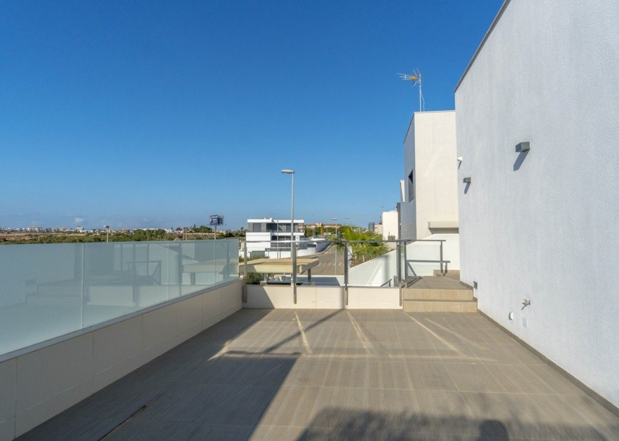 Resale - Villa - Orihuela Costa - Agua Marina