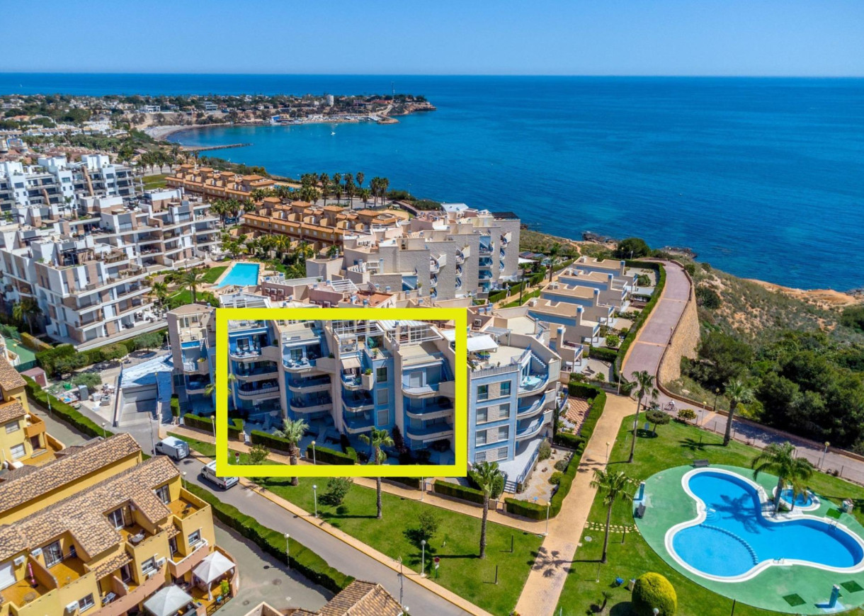 Resale - Apartment - Orihuela Costa - Campoamor
