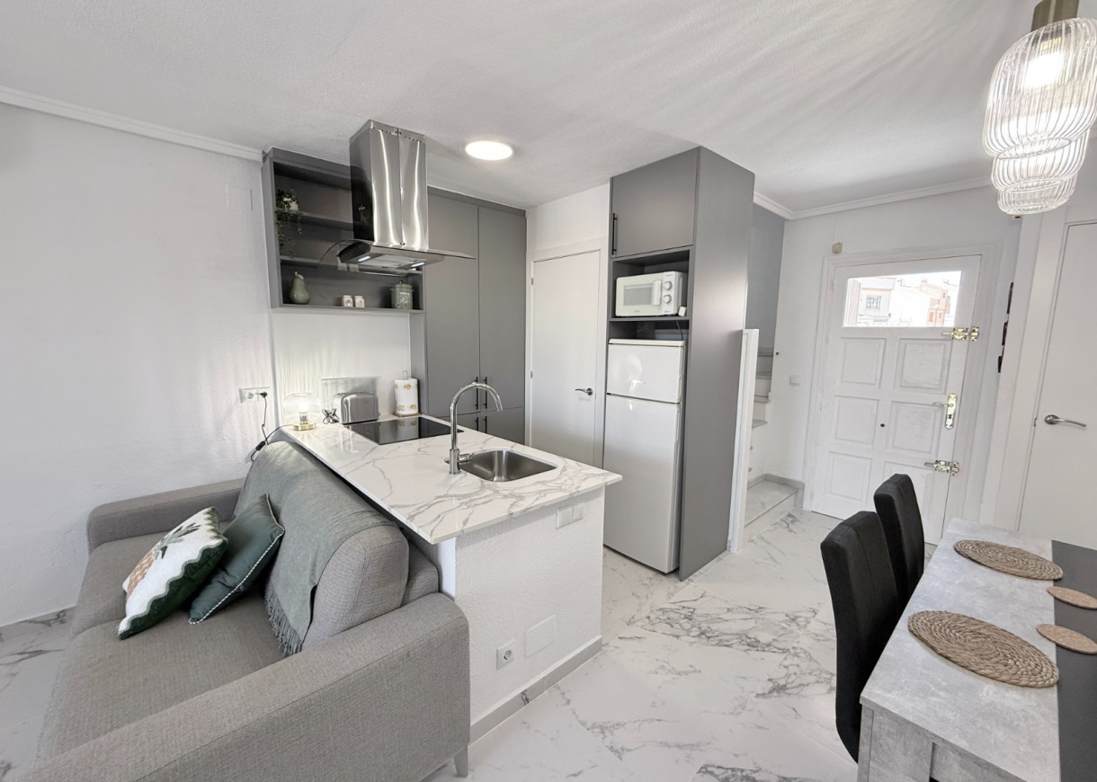 Long time Rental - Town house - Torrevieja - La Rosaleda