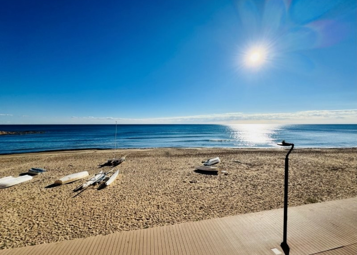 Resale - Apartment - La Mata