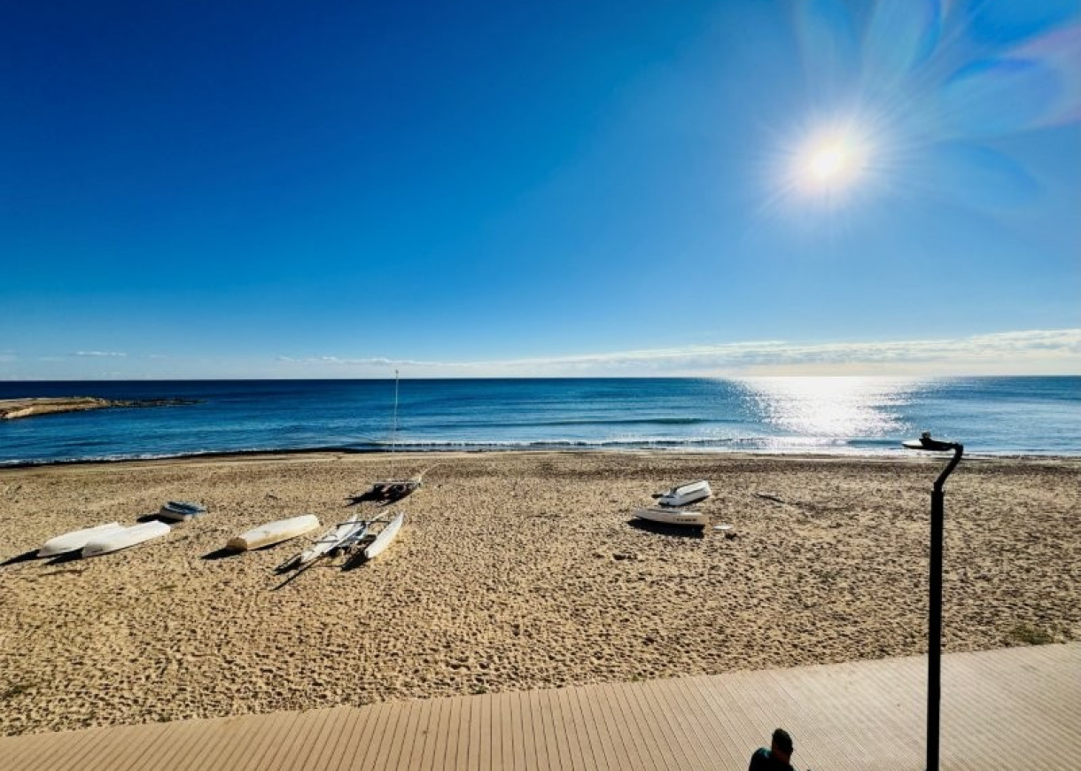 Resale - Apartment - La Mata