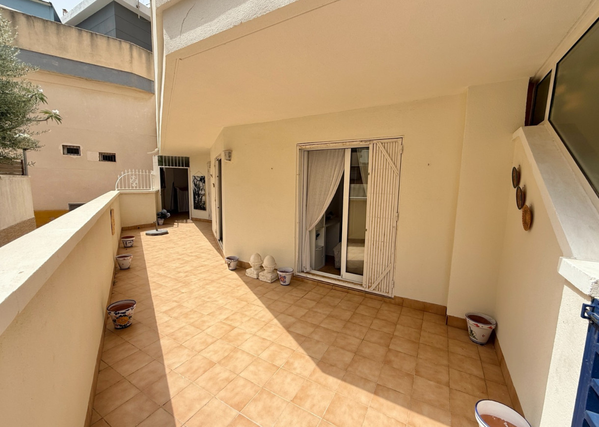 Location longue durée - Appartement - Torrevieja - La Mata