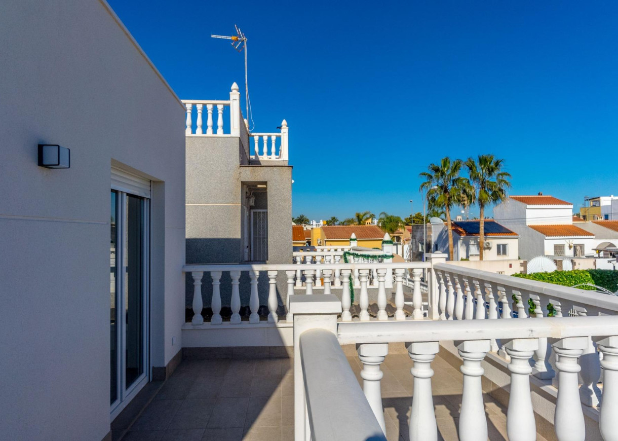Venta - Chalet - Torrevieja - El chaparral