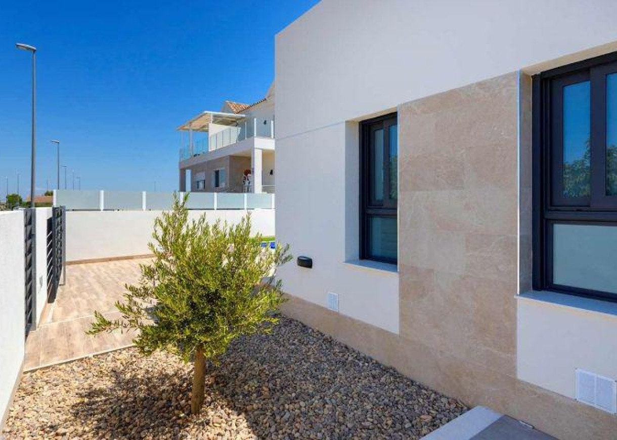 Nueva construcción  - Chalet - Daya Nueva - CENTRO