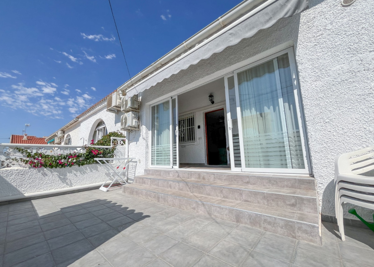 Resale - Bungalow - Torrevieja - San Luis / La Siesta