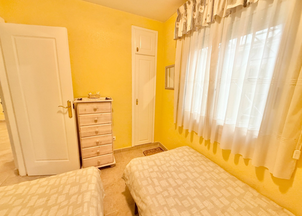 Resale - Apartment - Torrevieja - Torreblanca