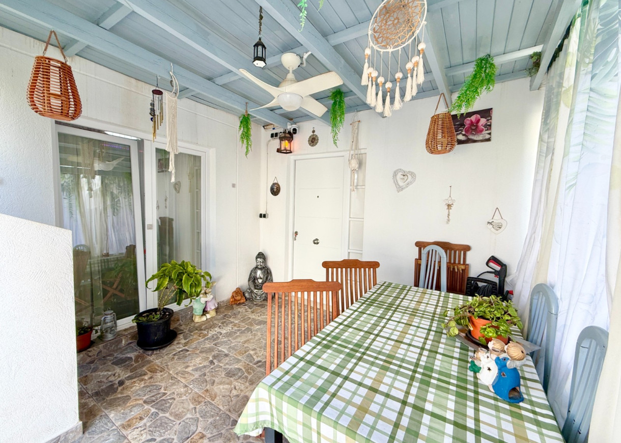 Resale - Bungalow - Torrevieja - San Luis / La Siesta