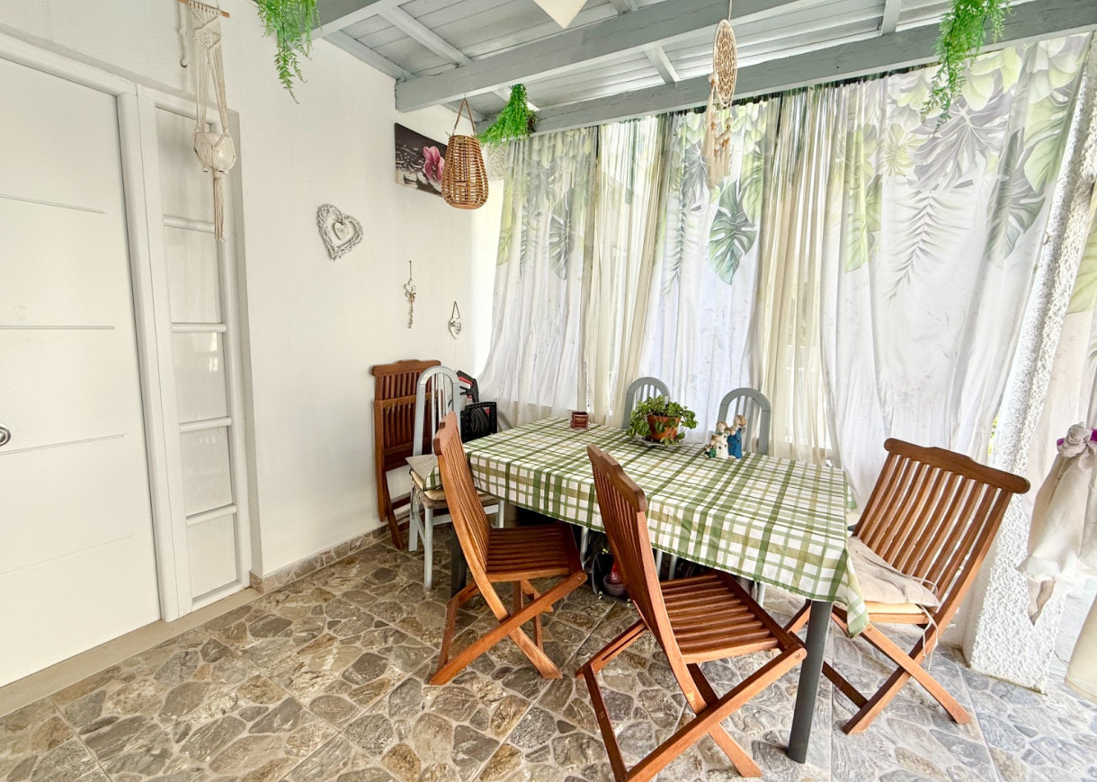 Resale - Bungalow - Torrevieja - San Luis / La Siesta