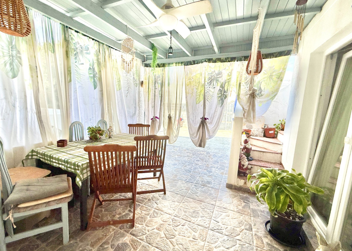 Resale - Bungalow - Torrevieja - San Luis / La Siesta