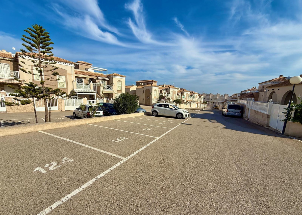 Resale - Apartment - Torrevieja - Torreblanca