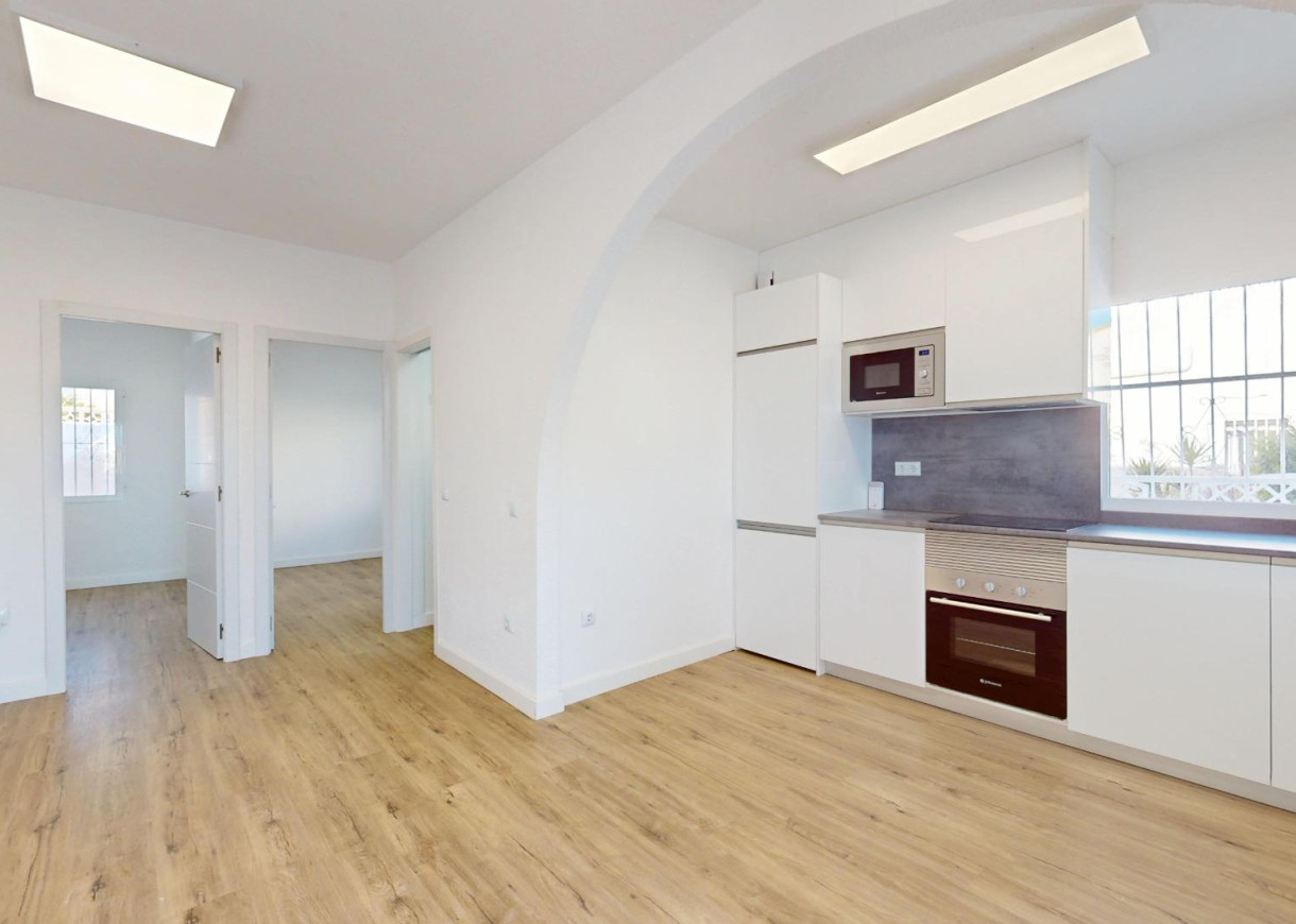 Resale - Bungalow - San Miguel de Salinas - BLUE LAGOON