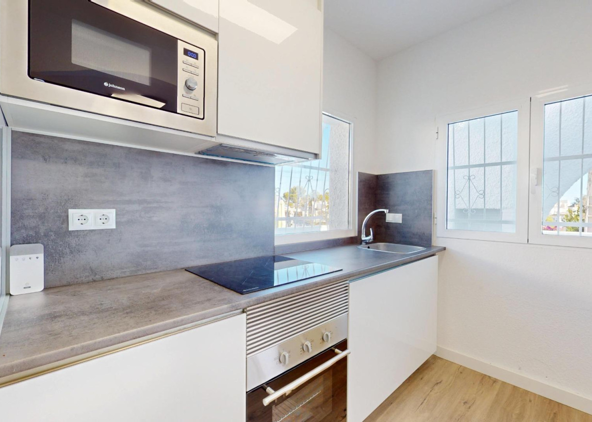 Resale - Bungalow - San Miguel de Salinas - BLUE LAGOON