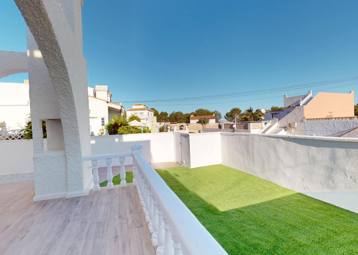 Resale - Bungalow - San Miguel de Salinas - BLUE LAGOON