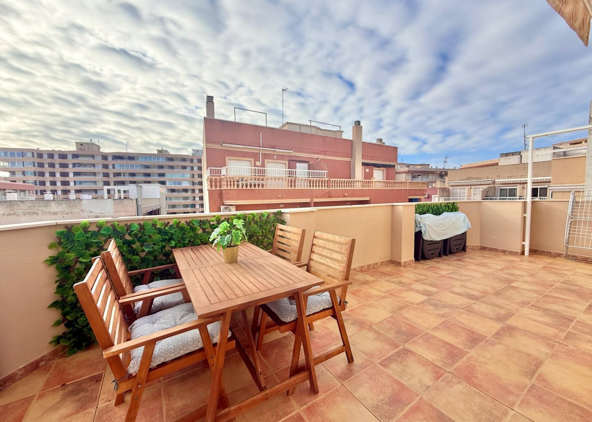Resale - Apartment - La Mata