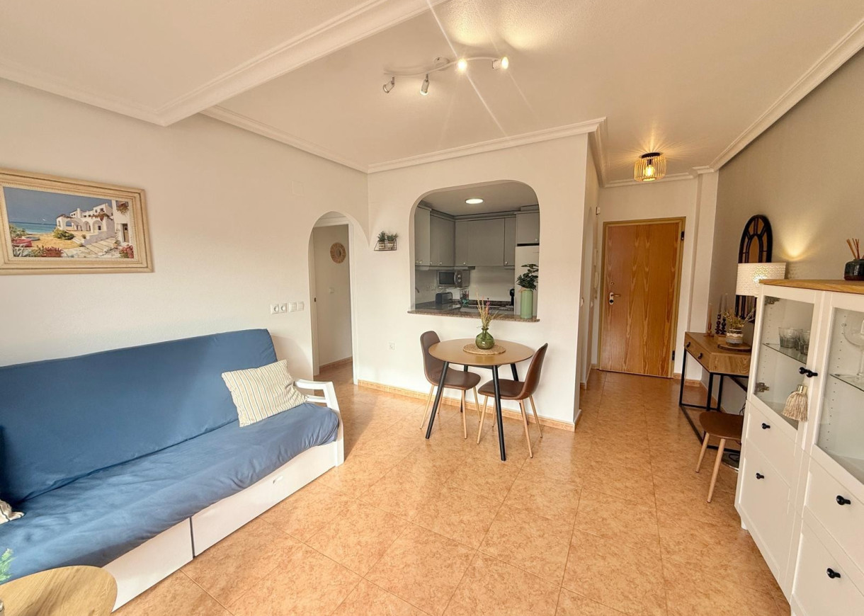 Resale - Apartment - La Mata