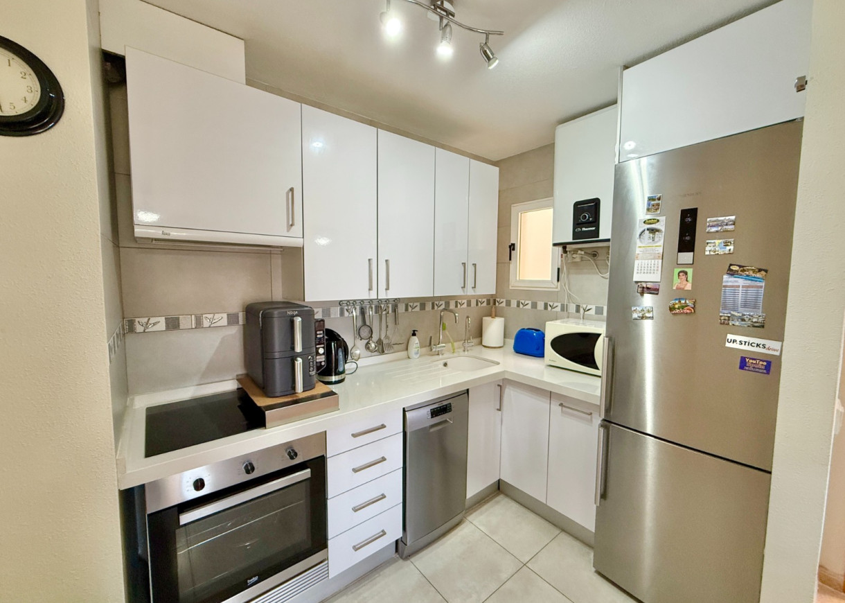 Resale - Apartment - Torrevieja - Centro