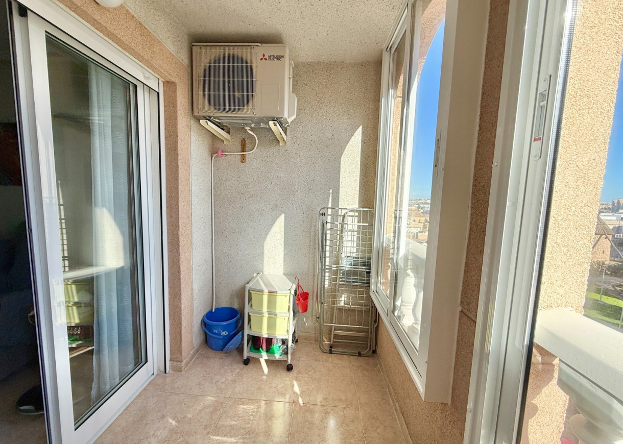 Resale - Apartment - Torrevieja - Centro