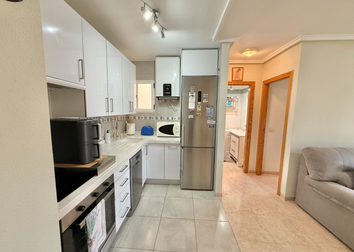Resale - Apartment - Torrevieja - Centro