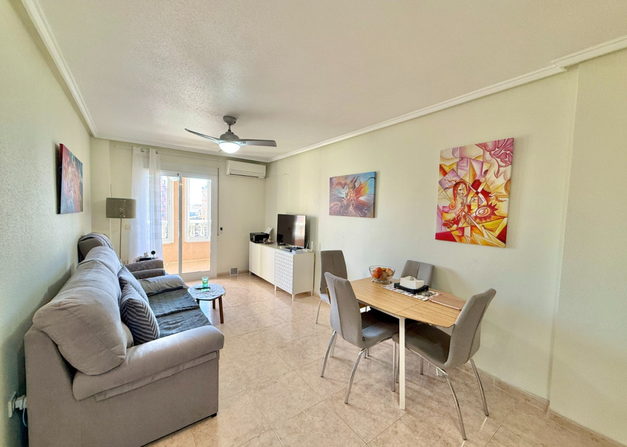 Resale - Apartment - Torrevieja - Centro