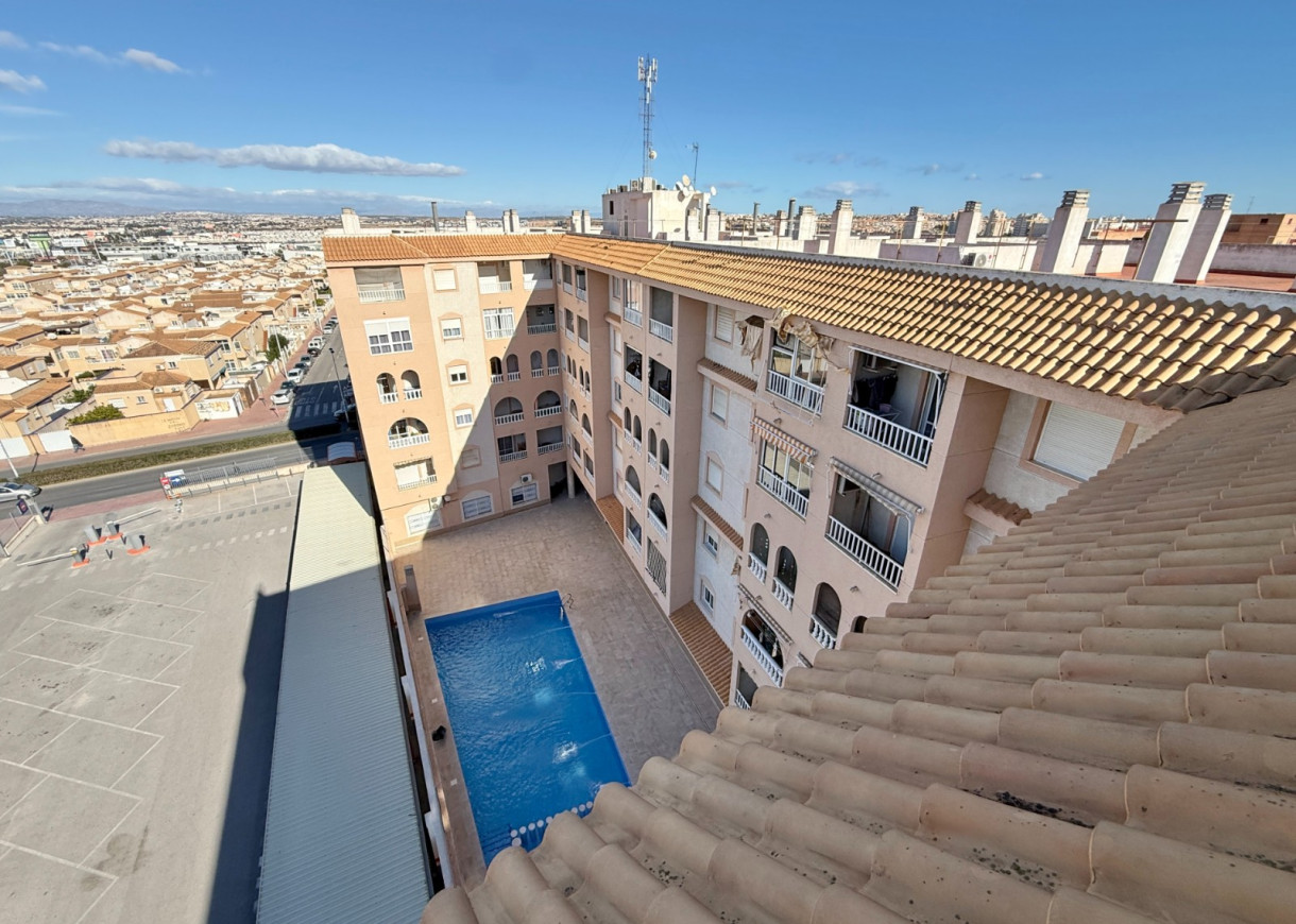 Resale - Apartment - Torrevieja - Centro