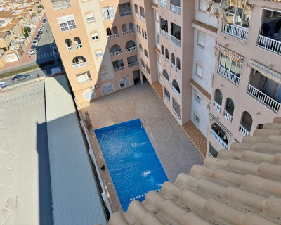 Resale - Apartment - Torrevieja - Centro