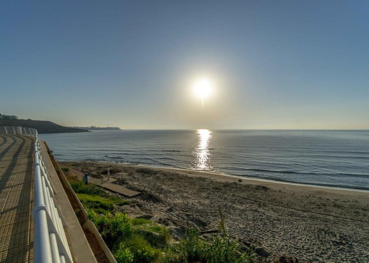 Resale - Apartment - Orihuela Costa - Aguamarina