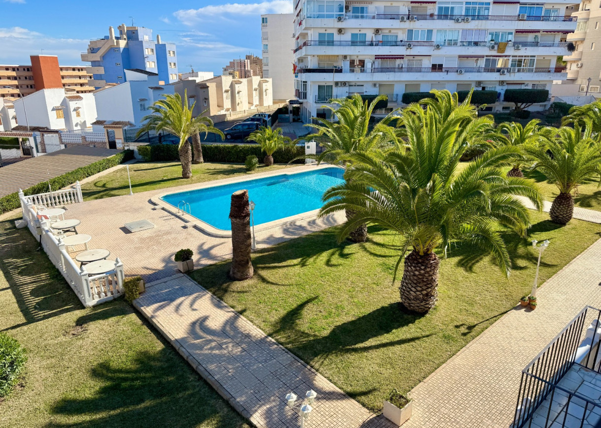 Resale - Apartment - Torrevieja - Torreblanca