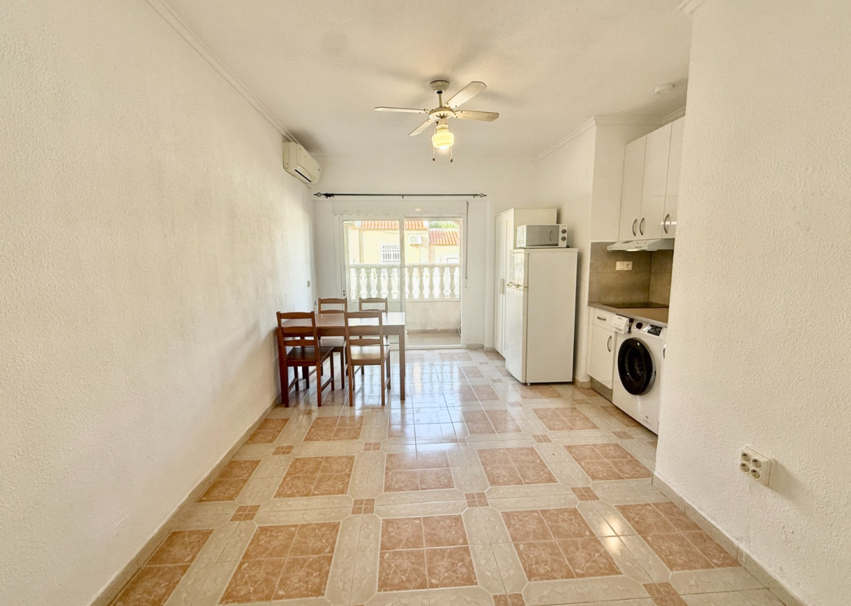 Long time Rental - Studio apartment - Torrevieja - Centro