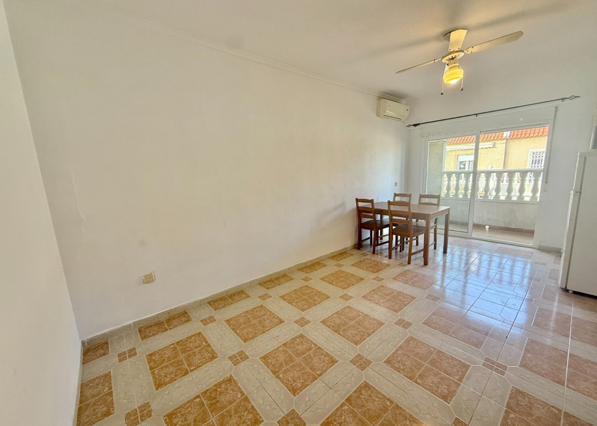 Long time Rental - Studio apartment - Torrevieja - Centro