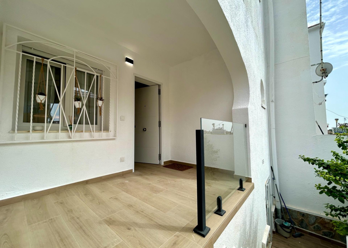 Venta - Apartamento - San Miguel de Salinas - Las filipinas