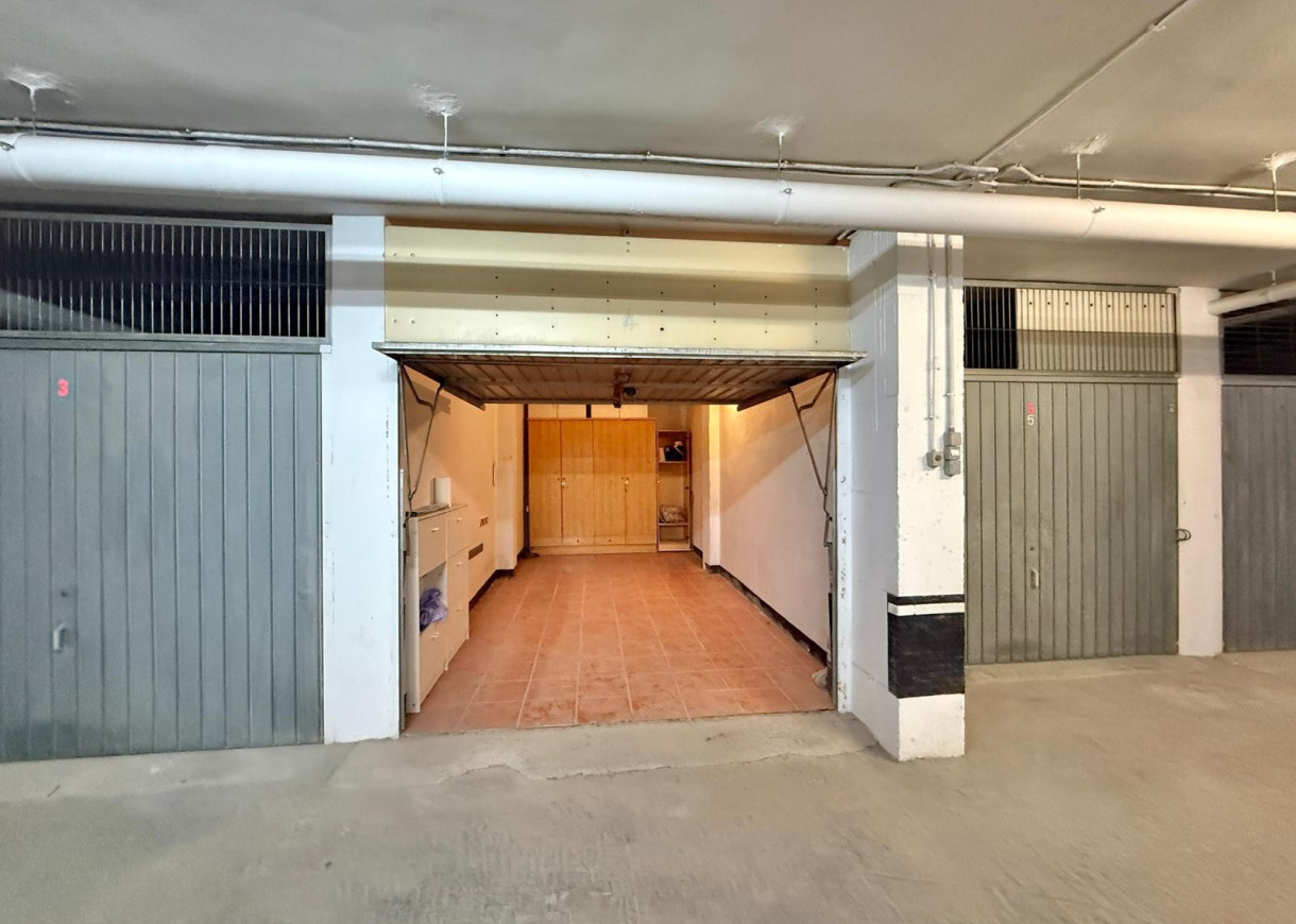 Resale - Garage - Torrevieja - Torreblanca