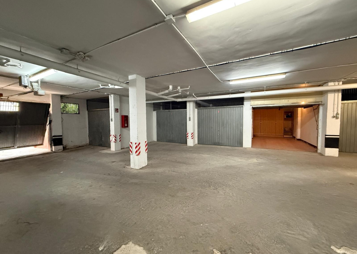 Resale - Garage - Torrevieja - Torreblanca