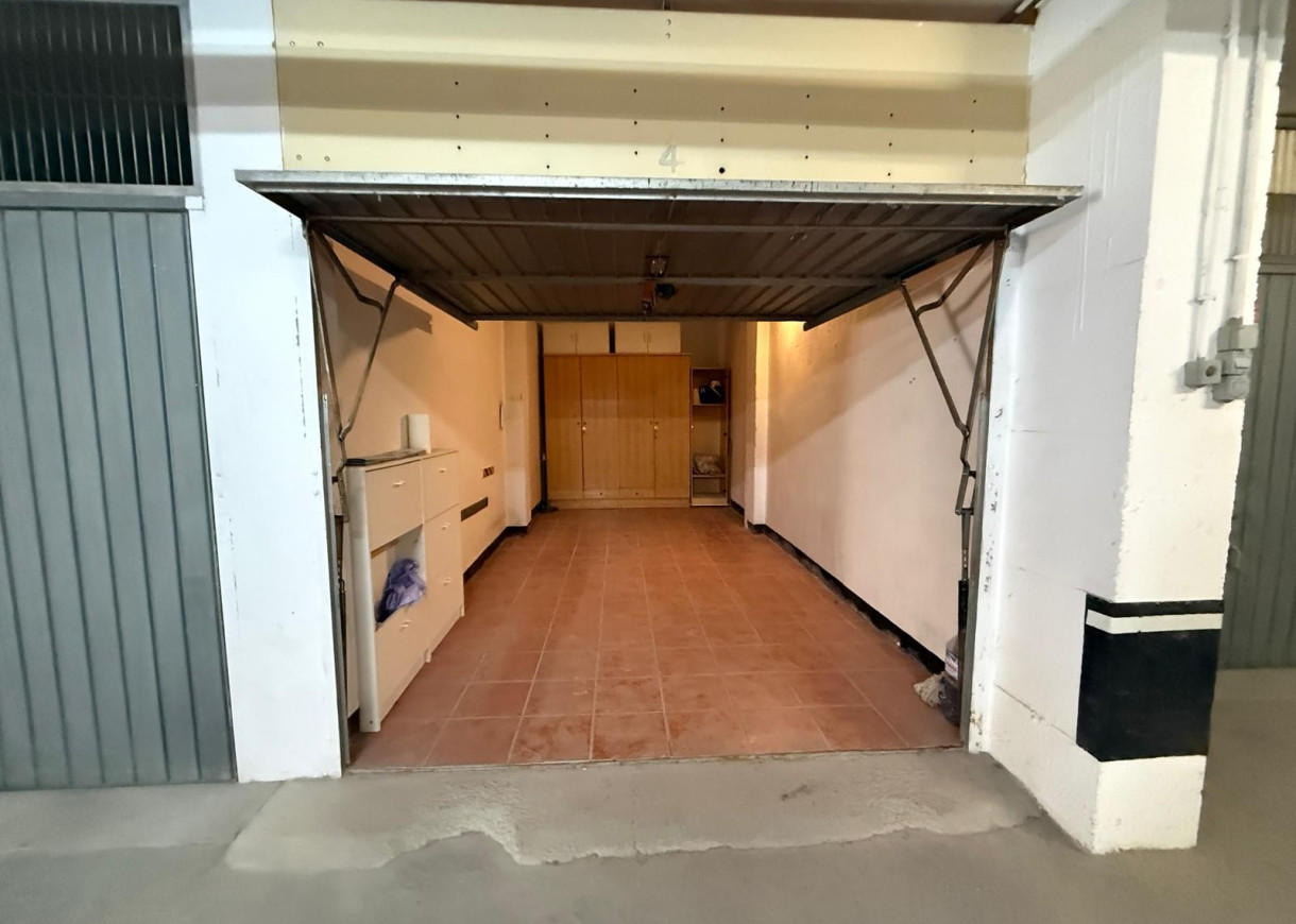 Resale - Garage - Torrevieja - Torreblanca