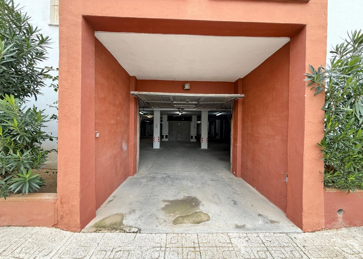 Resale - Garage - Torrevieja - Torreblanca